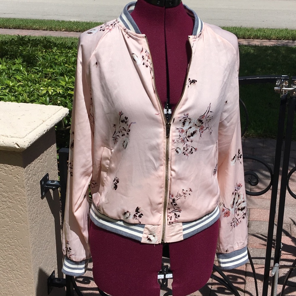 XHILARATION Pink Satiny Floral Bomber Jacket Sz L